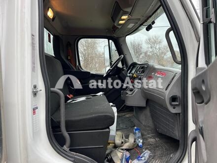 2020 Freightliner #12