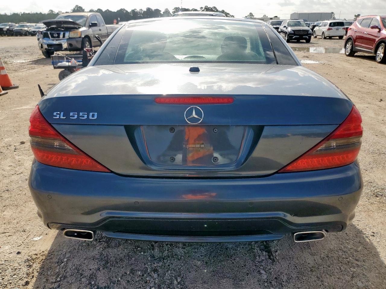 2011 Mercedes-Benz #10