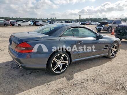2011 Mercedes-Benz #3