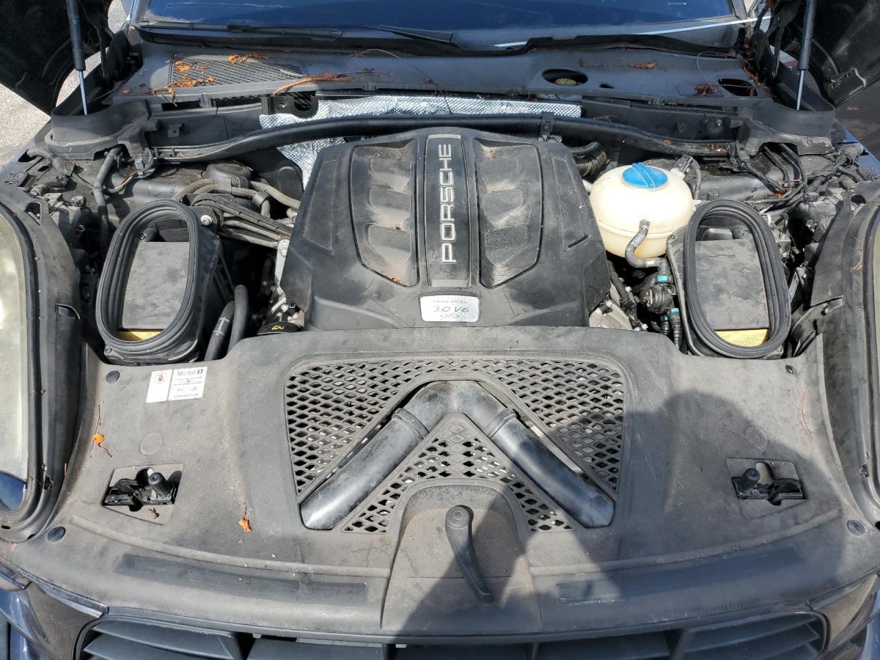 2017 Porsche #11