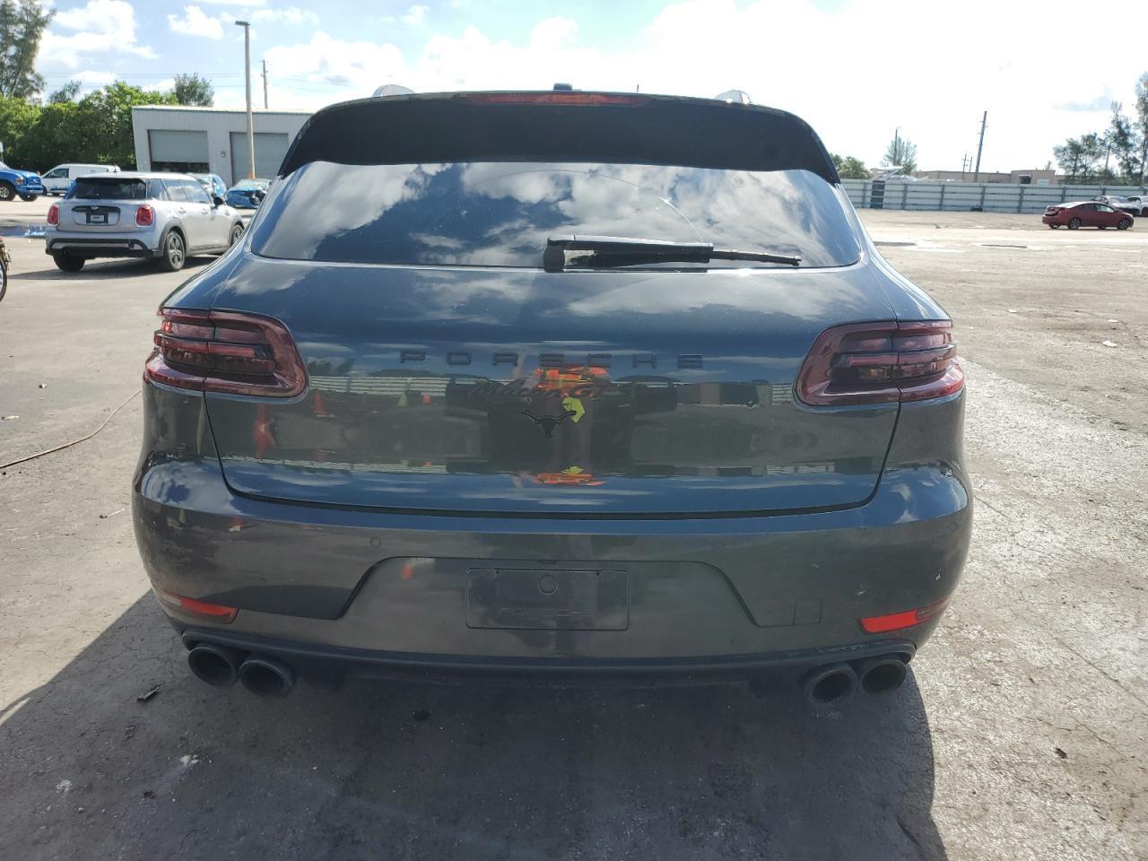 2017 Porsche #6