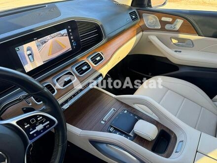 2022 Mercedes-Benz #12