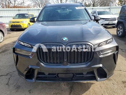 2023 BMW #5