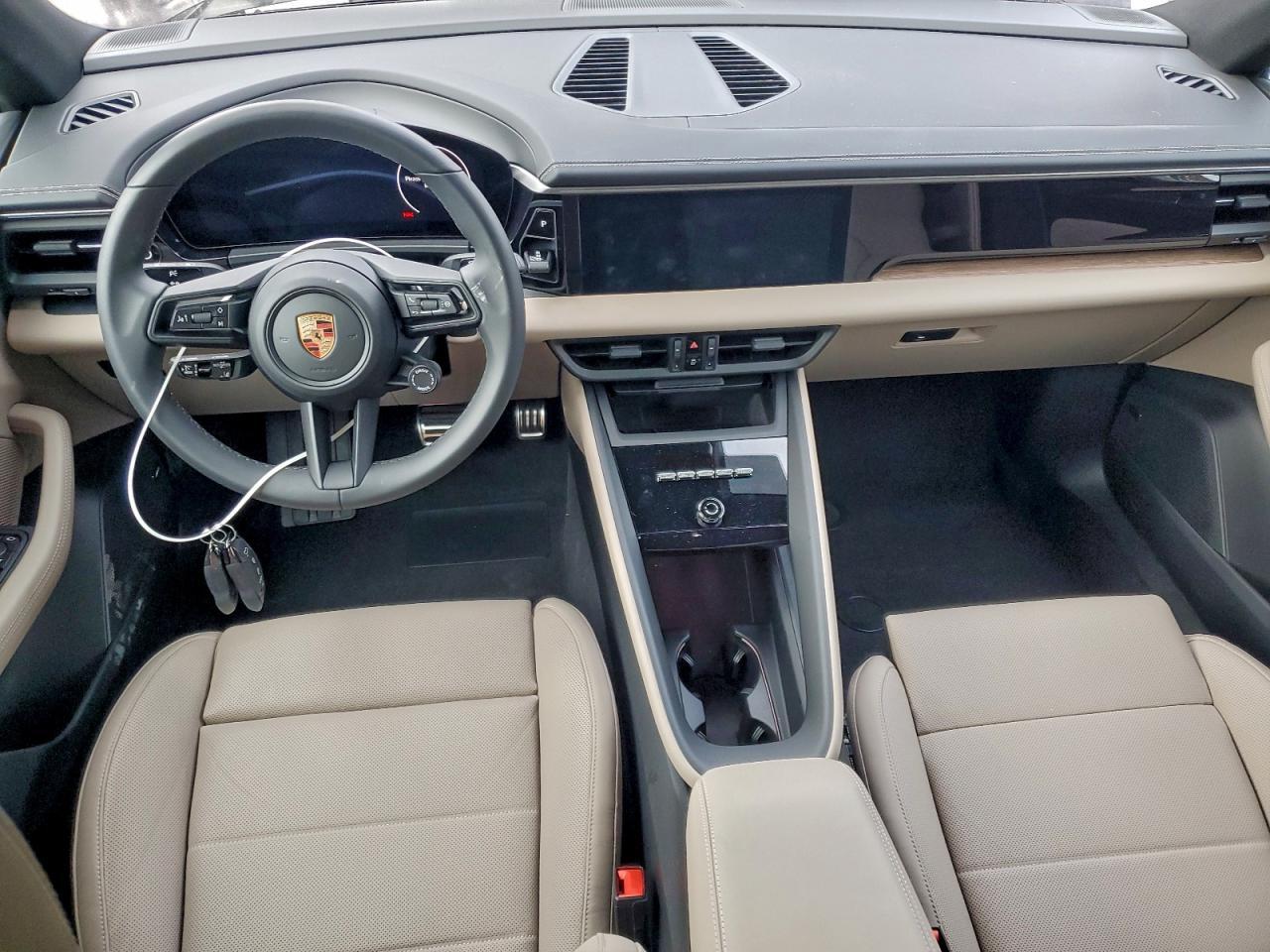 2025 Porsche #8