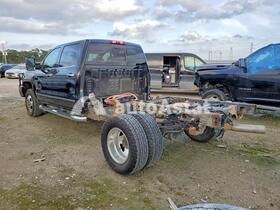 2019 Chevrolet Silverado 3500 #2