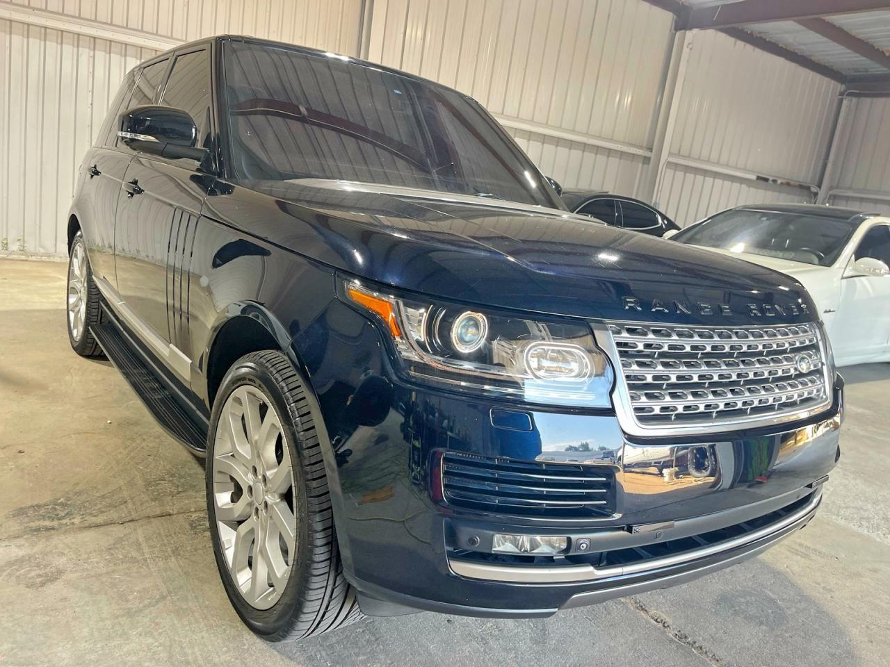 2014 Land Rover #1