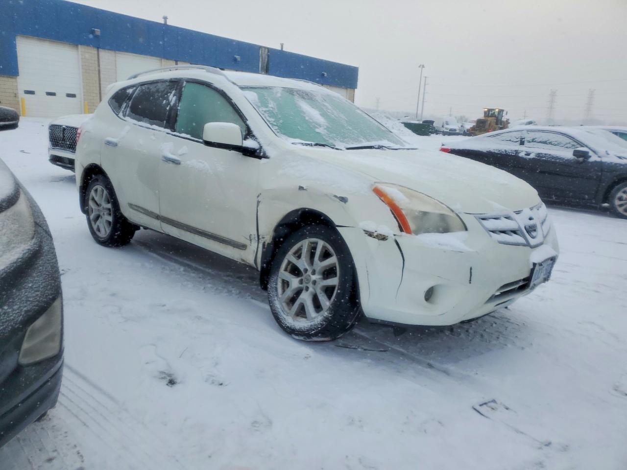 2012 Nissan #4