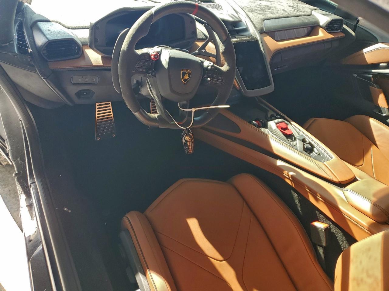 2025 Lamborghini #8