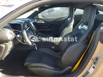 2025 Mercedes-Benz #7