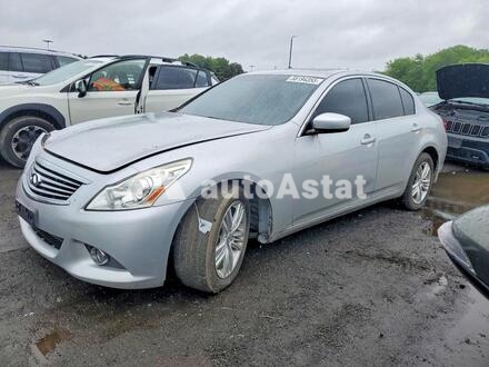 2013 Infiniti #1