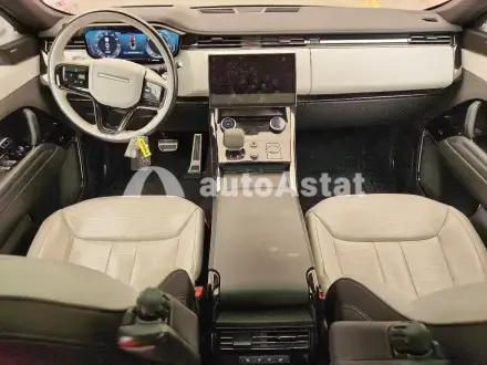 2023 Land Rover #8