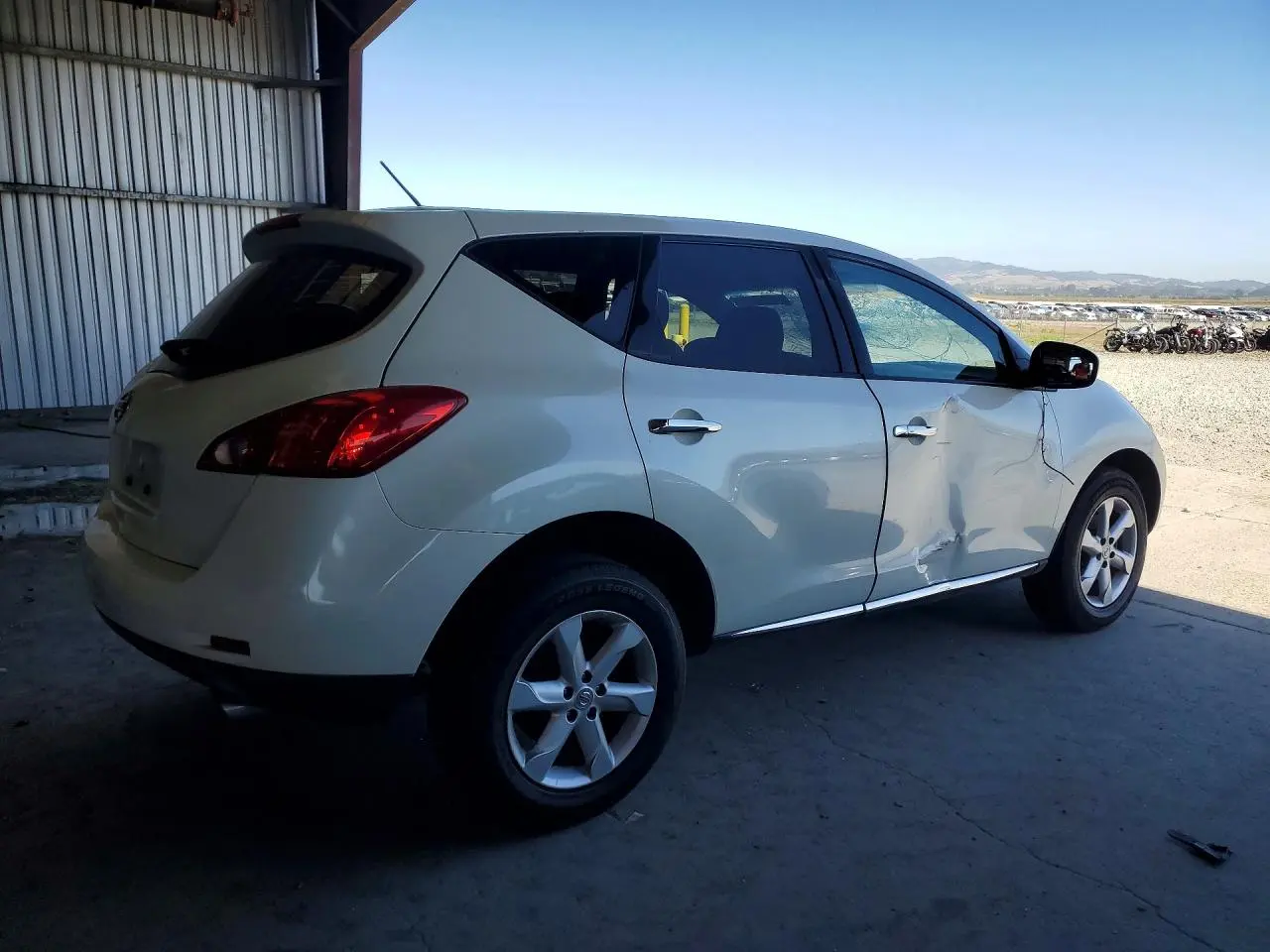 2010 Nissan #3