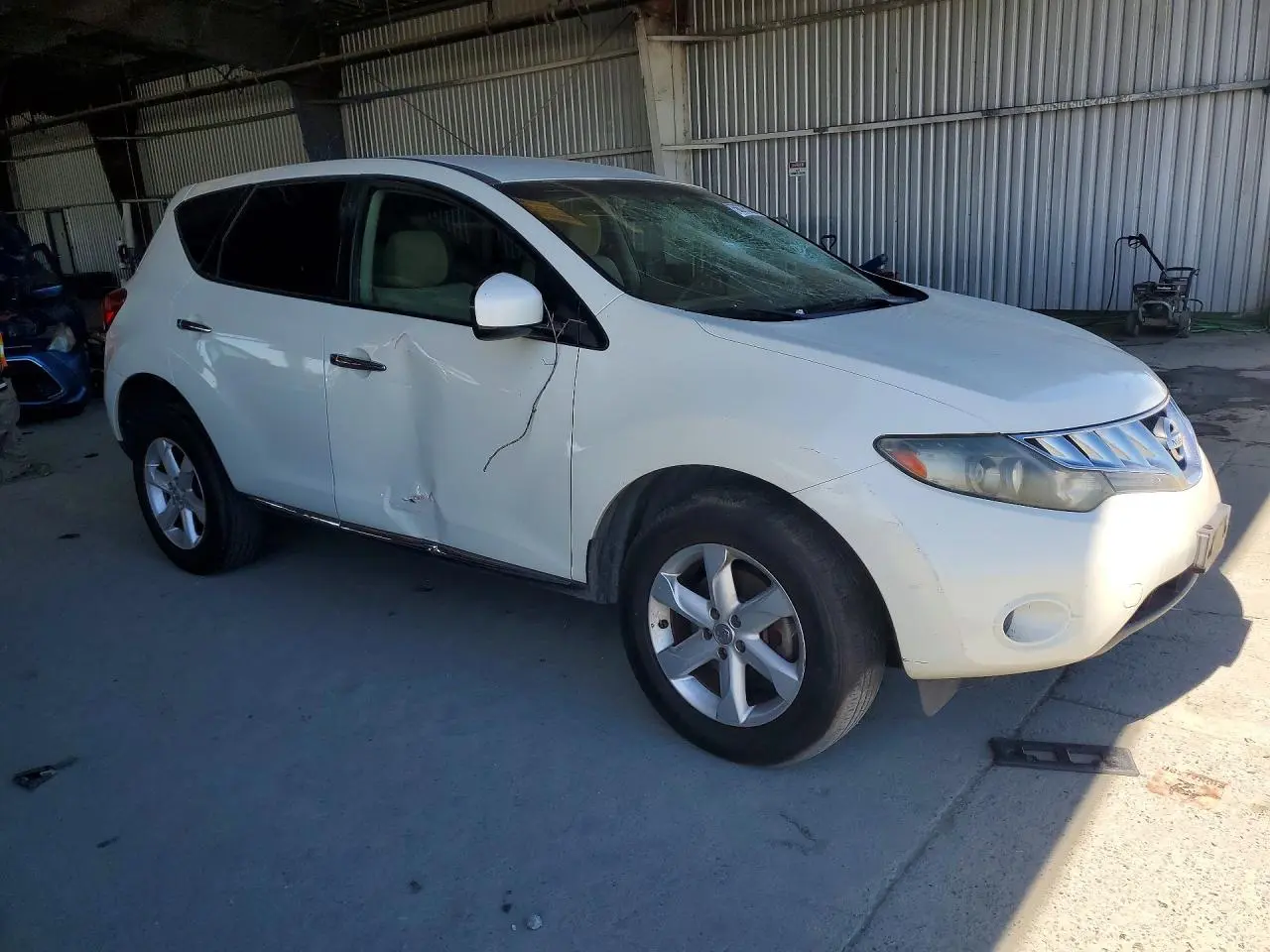 2010 Nissan #4