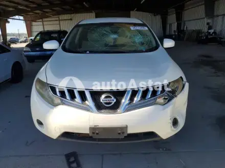 2010 Nissan #5