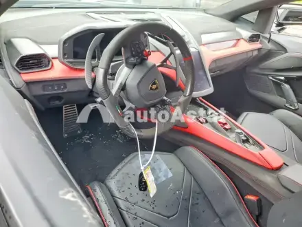 2025 Lamborghini #8
