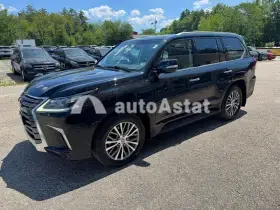 2018 Lexus LX #2