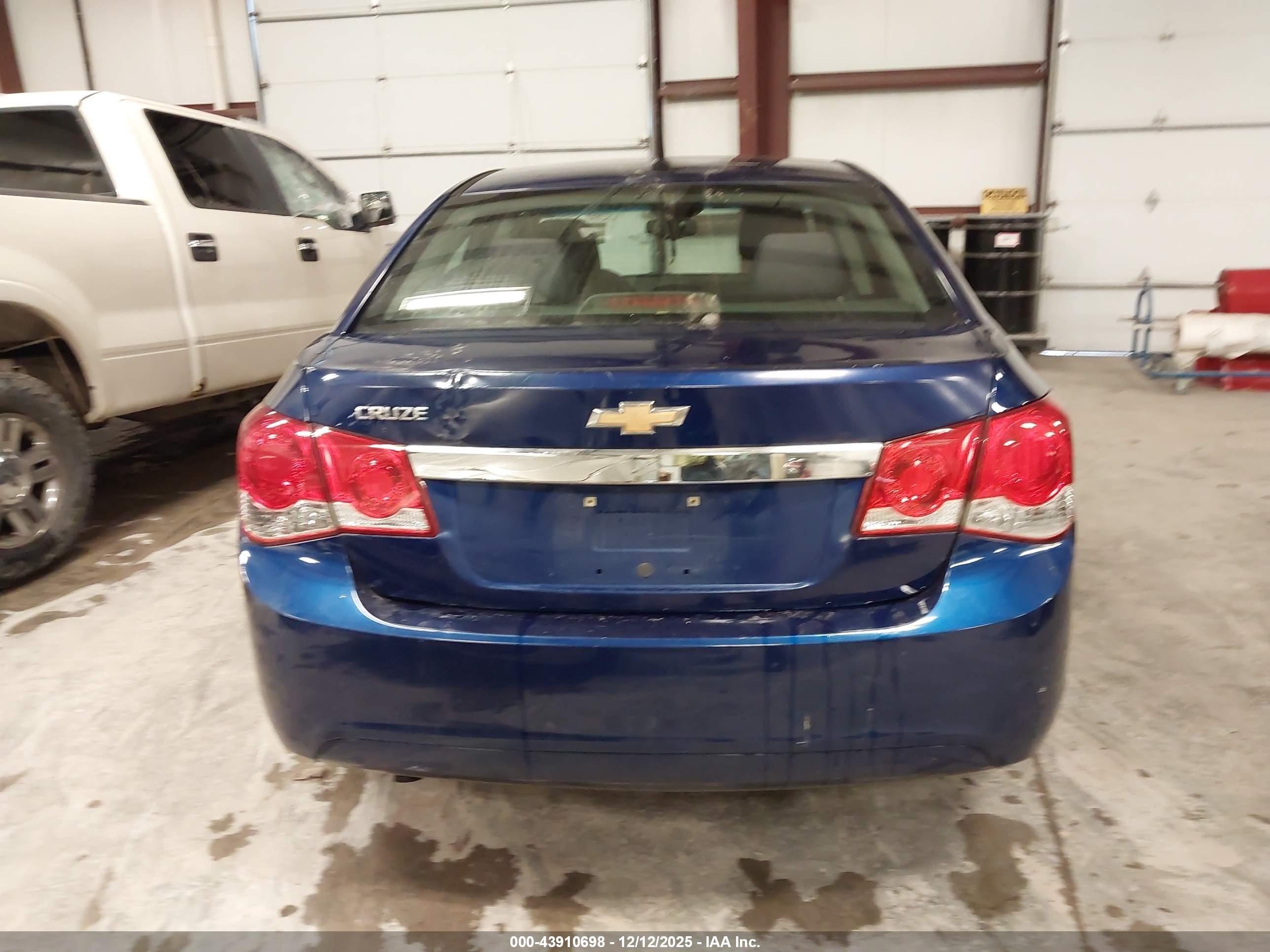 2013 Chevrolet #16