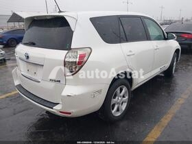 2012 Toyota RAV4 EV #4