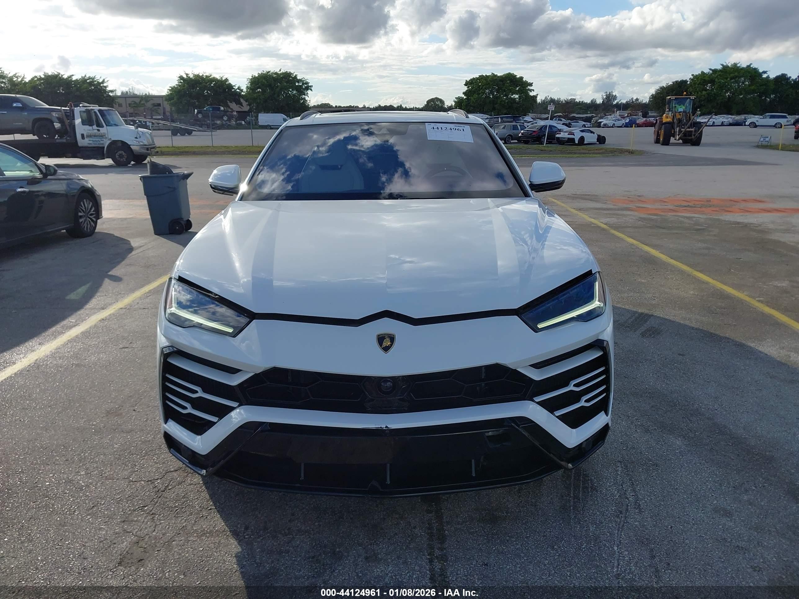 2022 Lamborghini #12