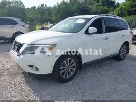 2016 Nissan Pathfinder #2