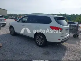 2016 Nissan Pathfinder #3