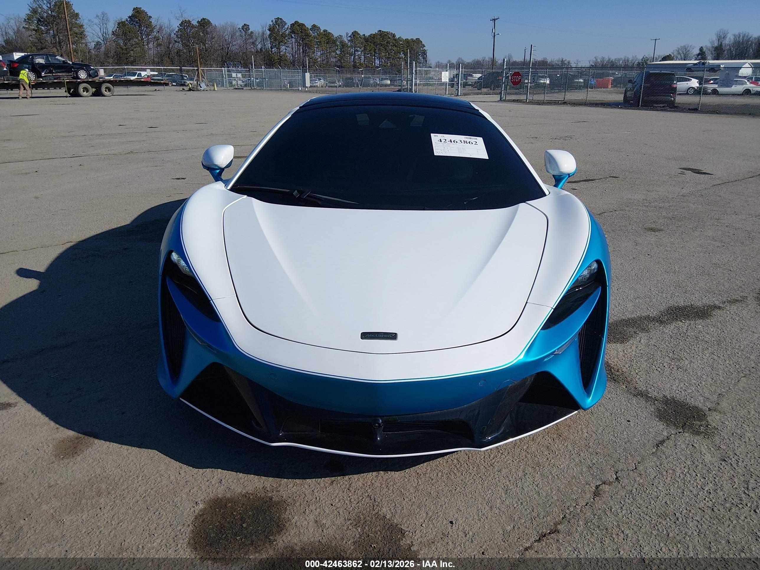2025 McLaren #12