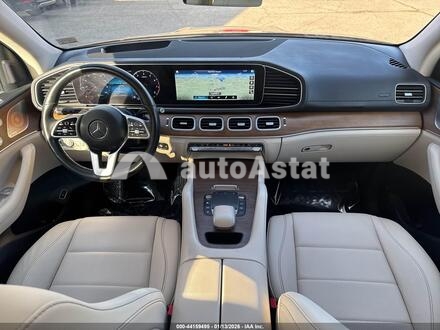 2022 Mercedes-Benz #6