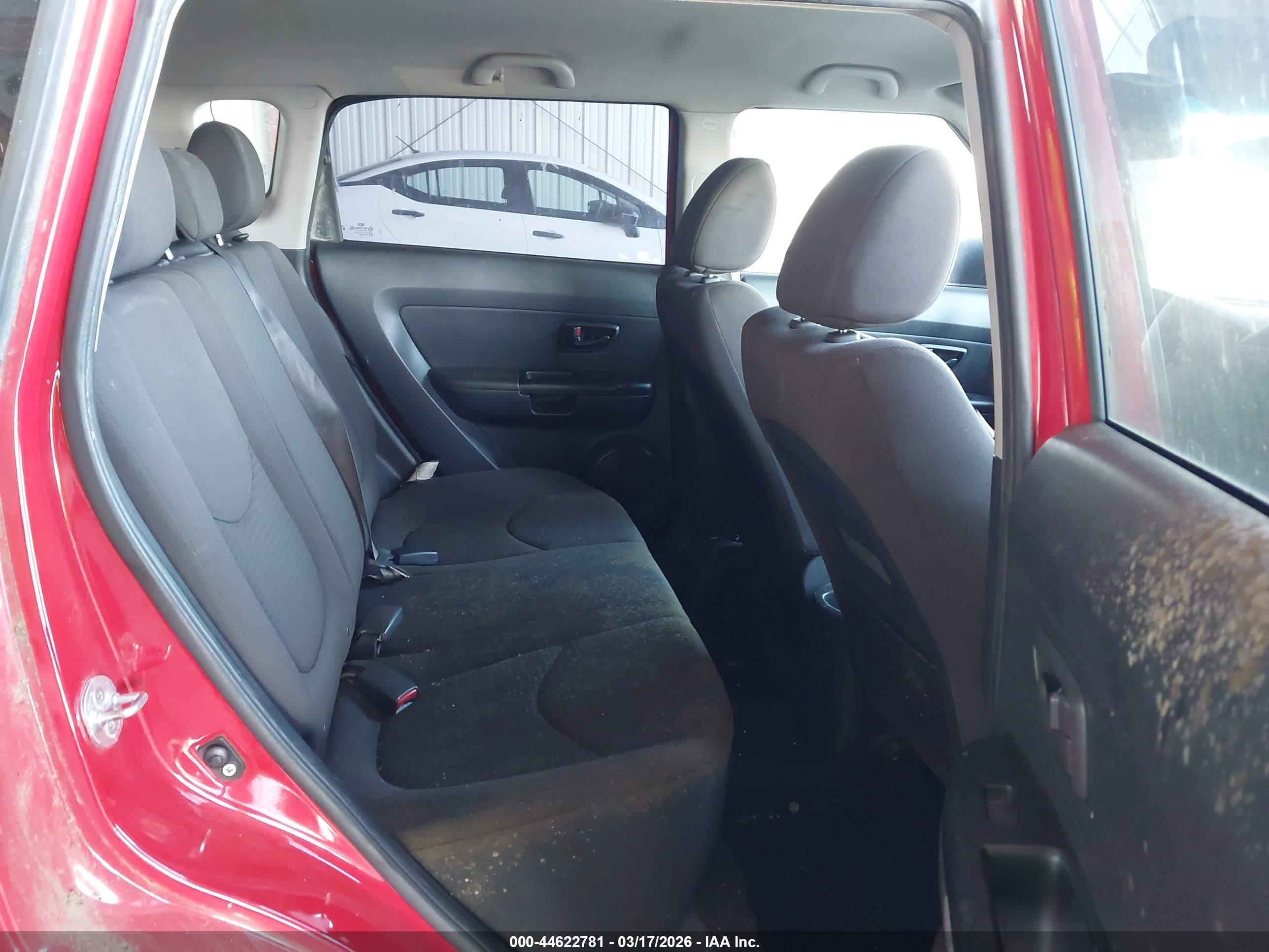 2013 Kia #8