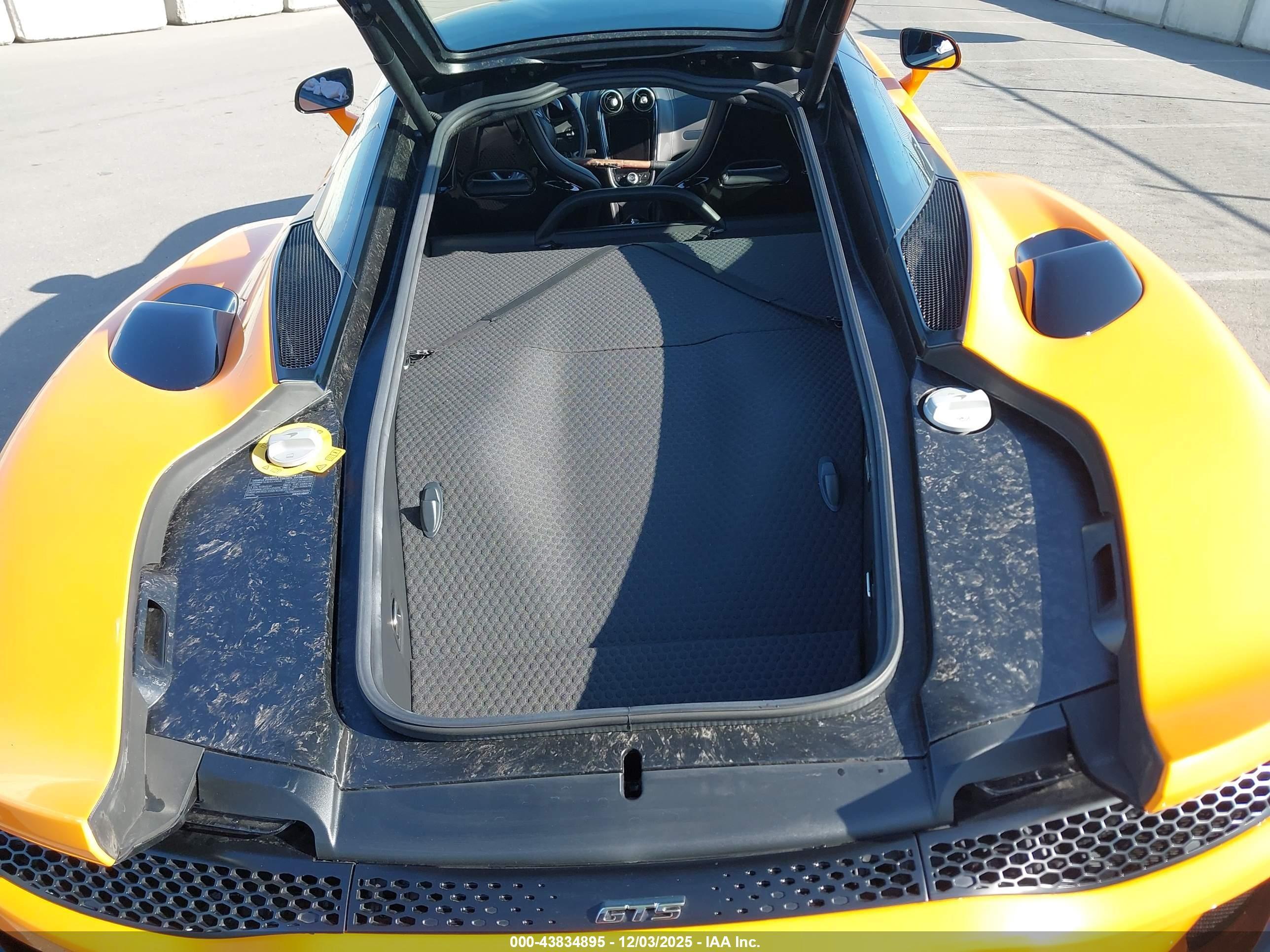 2025 McLaren #10