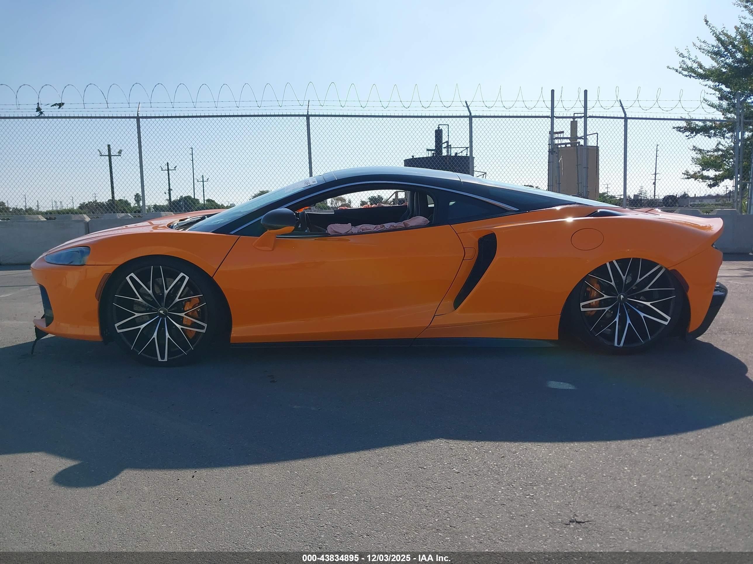2025 McLaren #14