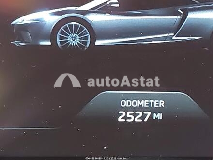 2025 McLaren #15