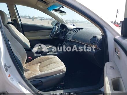 2011 Mazda #5