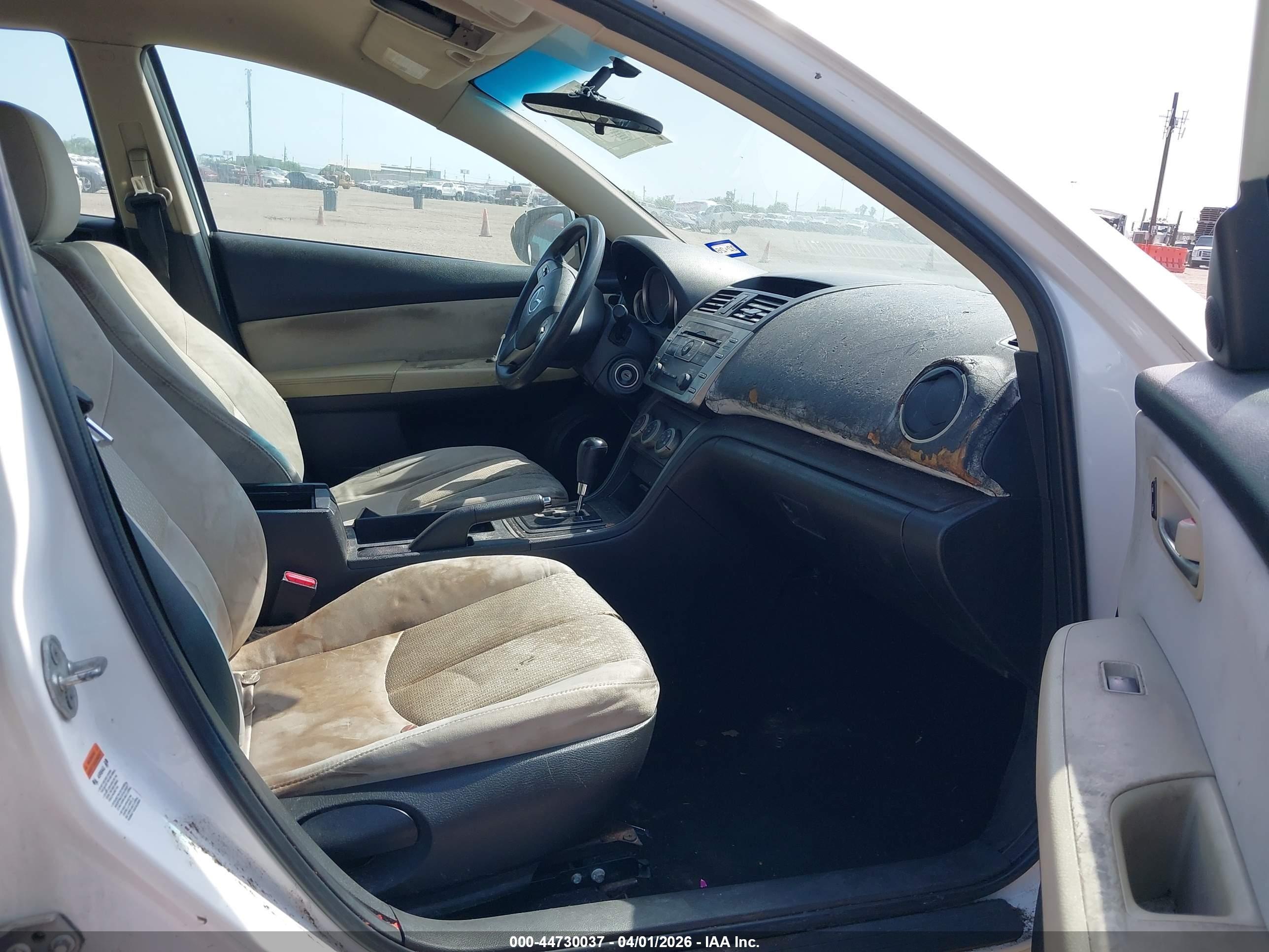 2011 Mazda #5