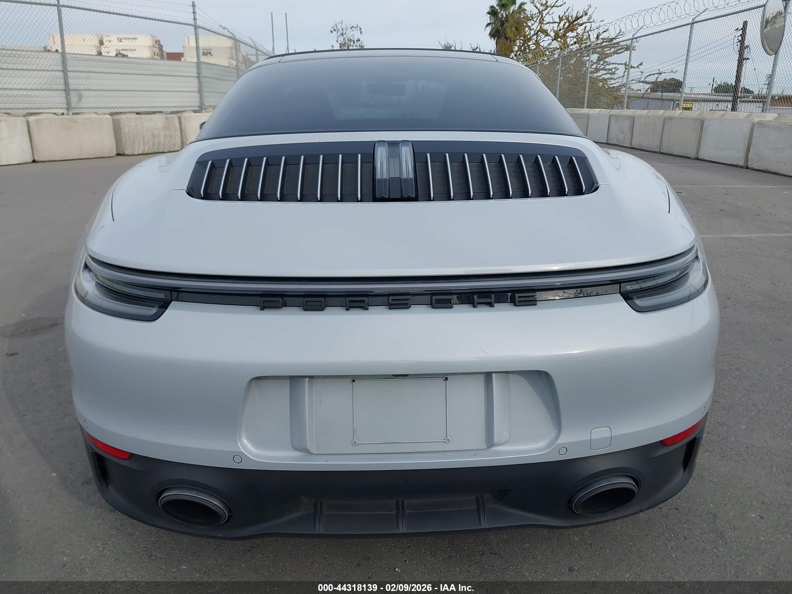 2023 Porsche #16