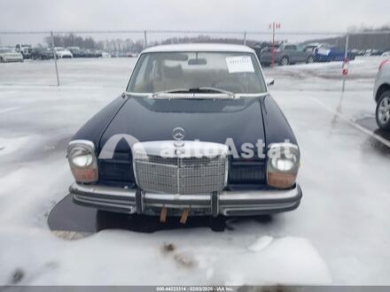 1972 Mercedes-Benz #12