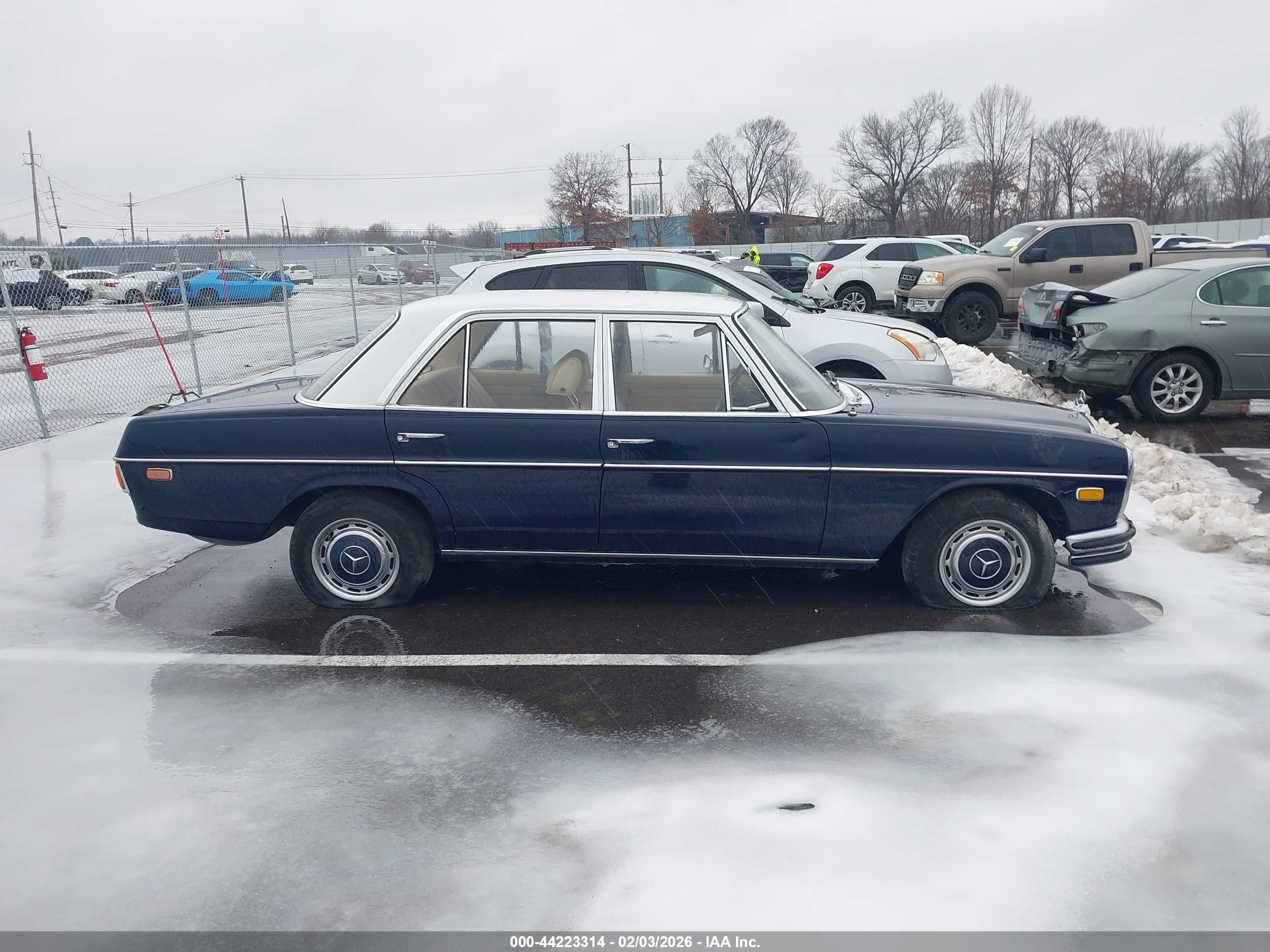 1972 Mercedes-Benz #13