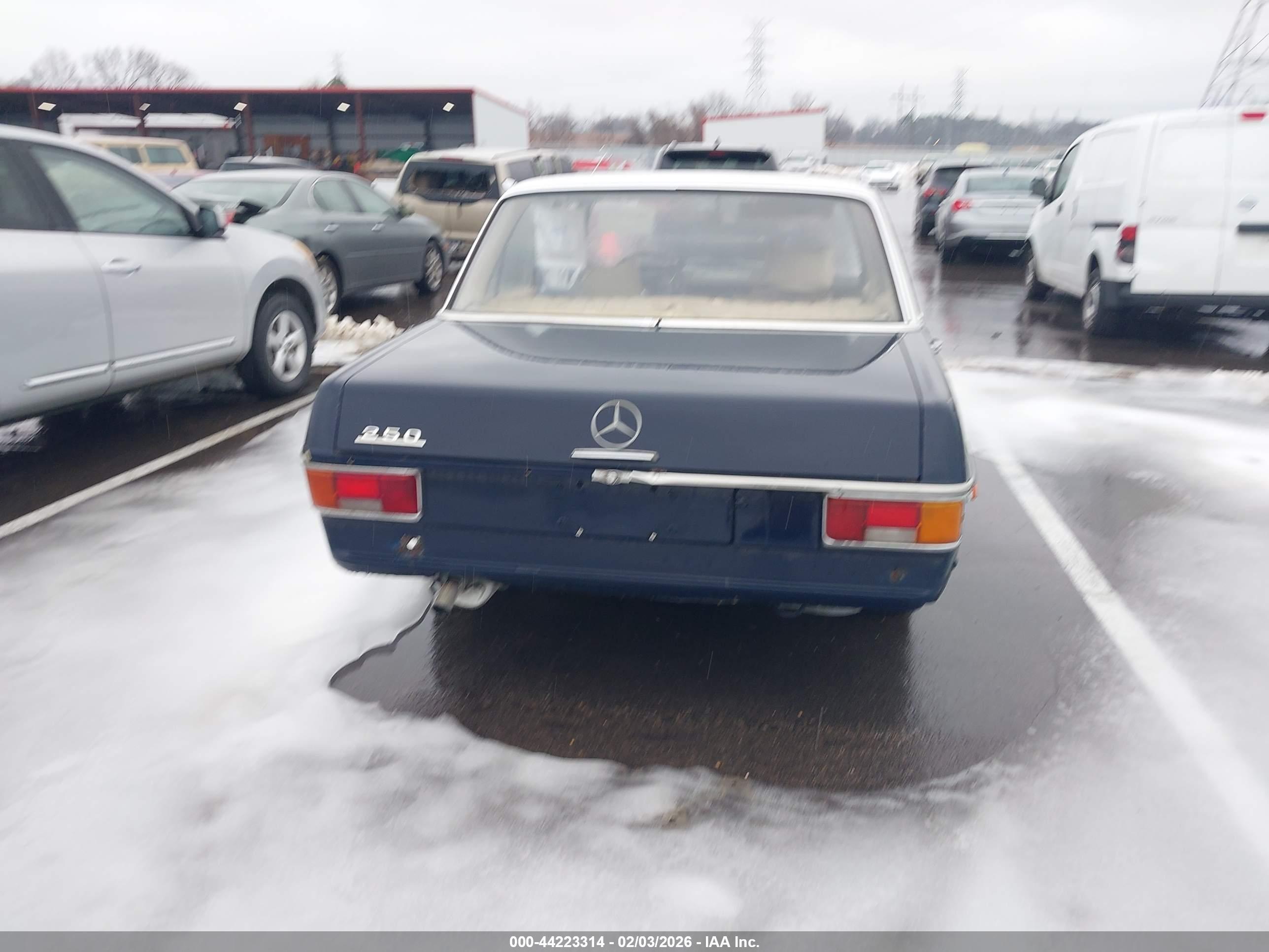 1972 Mercedes-Benz #16