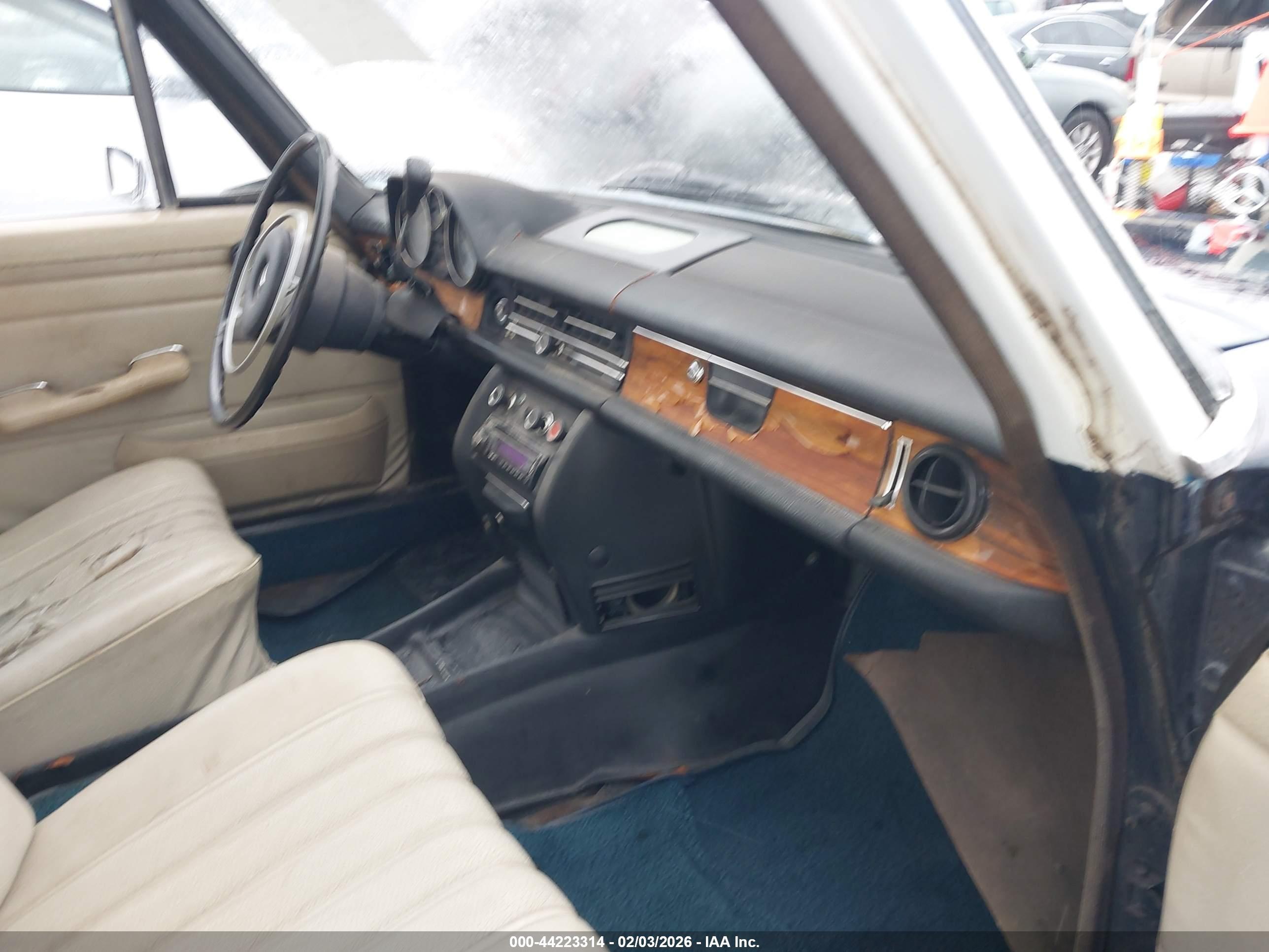 1972 Mercedes-Benz #5