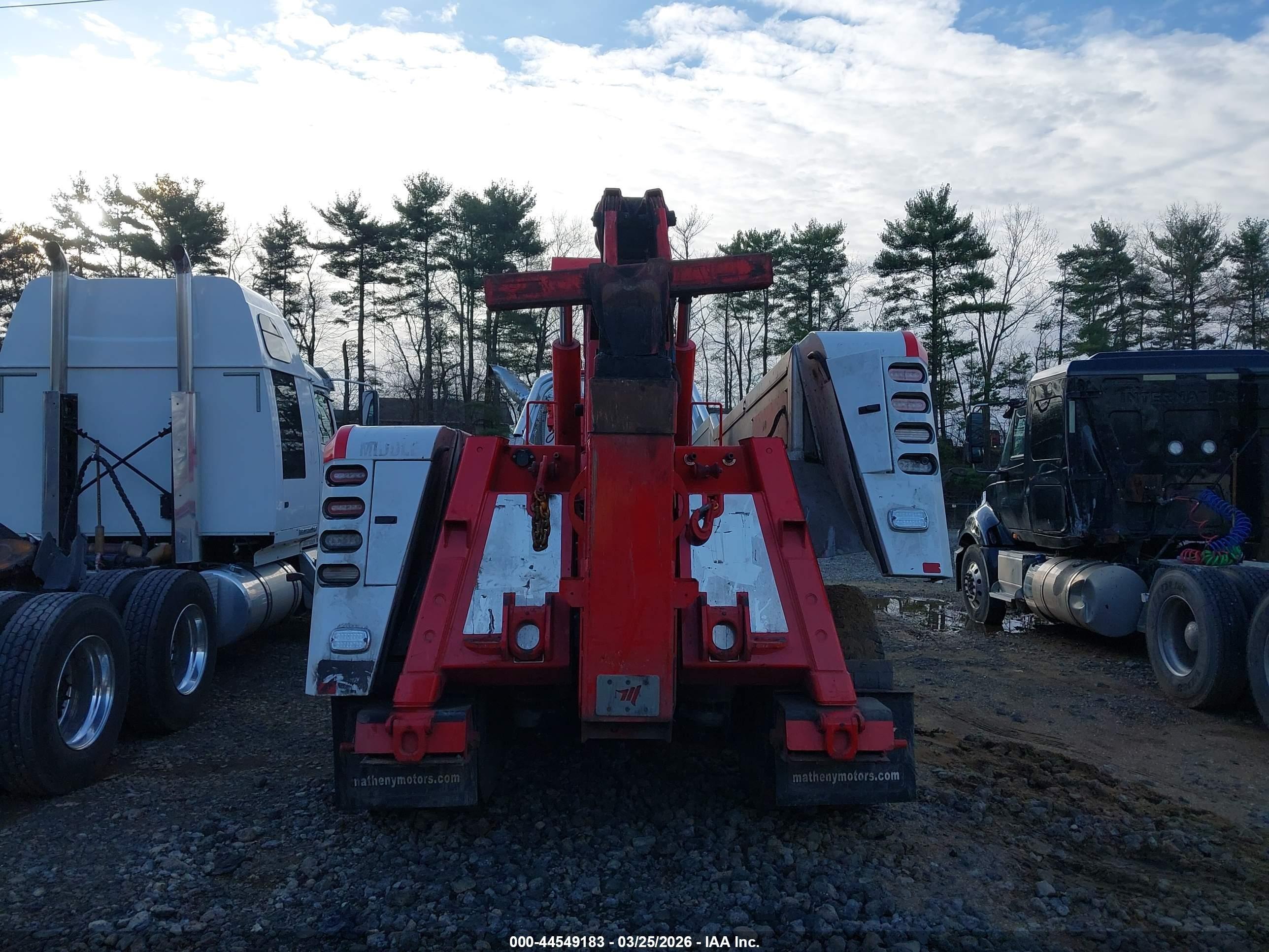 2019 Peterbilt #17