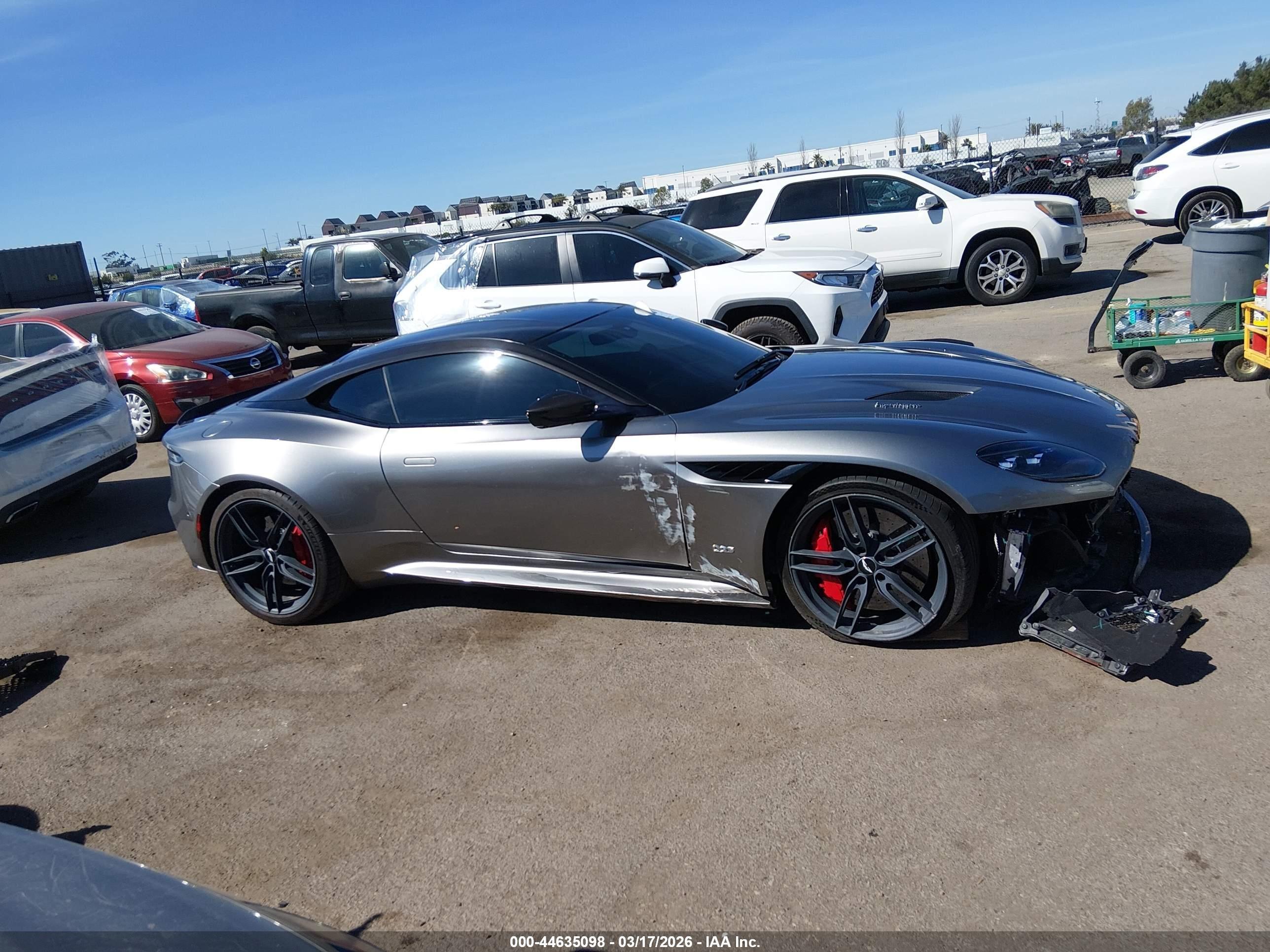 2019 Aston Martin #14