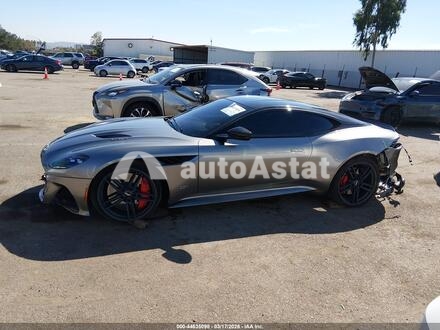 2019 Aston Martin #15