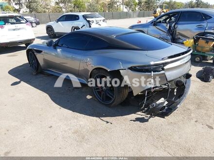 2019 Aston Martin #3