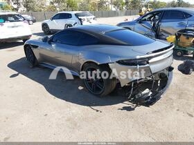 2019 Aston Martin DBS #3