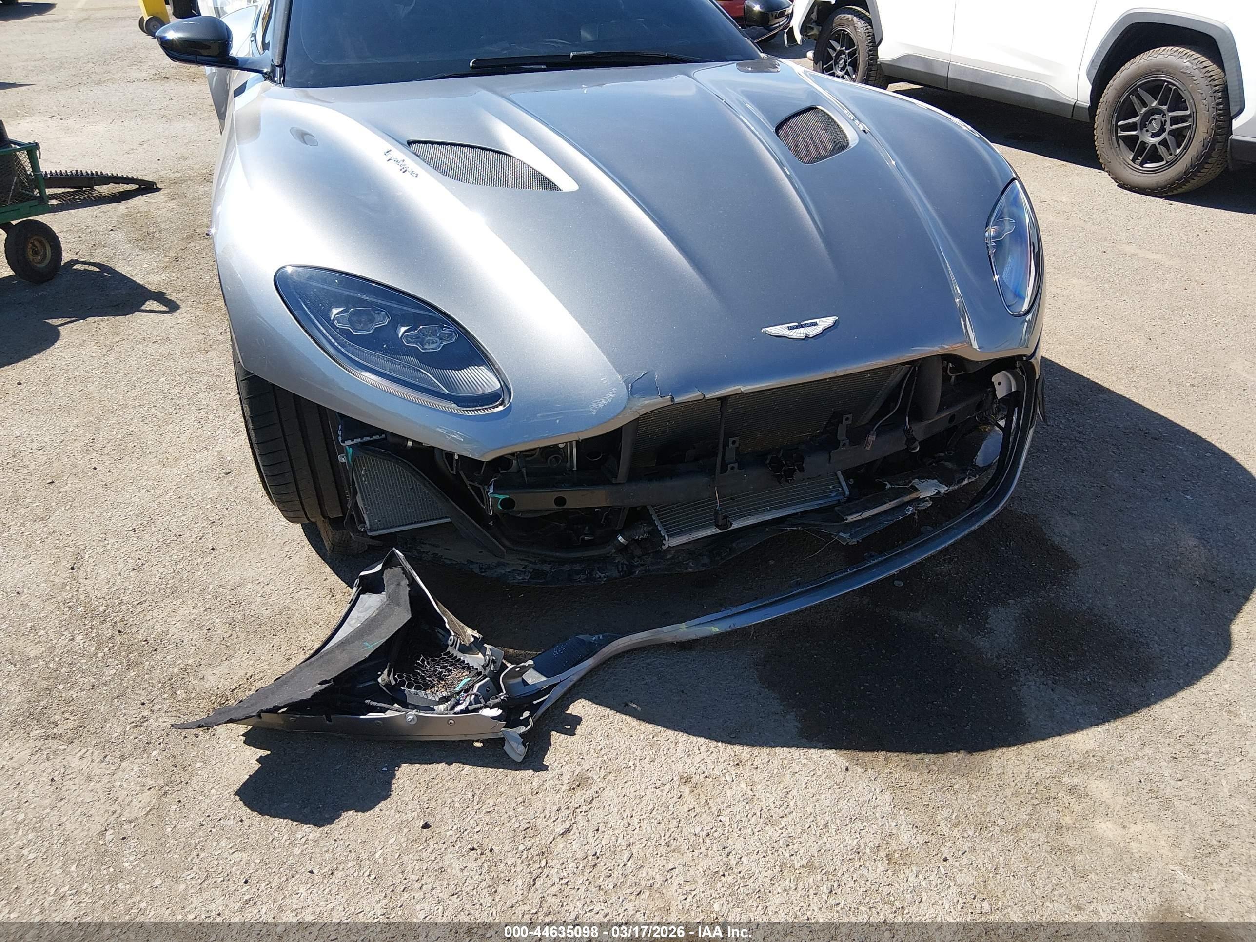 2019 Aston Martin #6