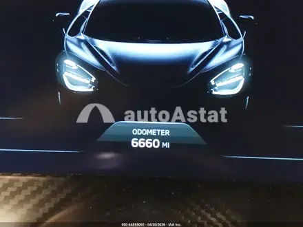 2025 McLaren #16