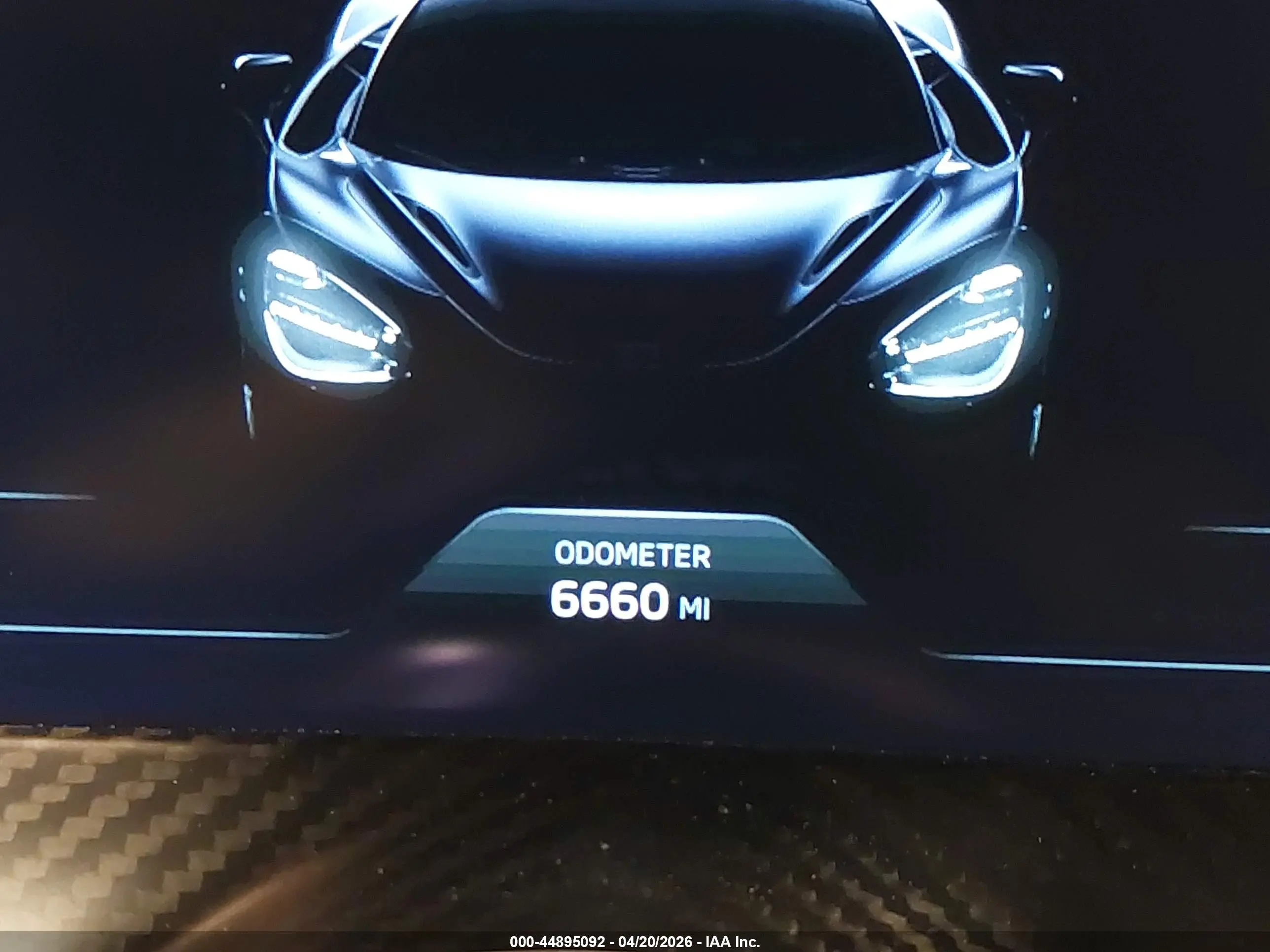 2025 McLaren #16